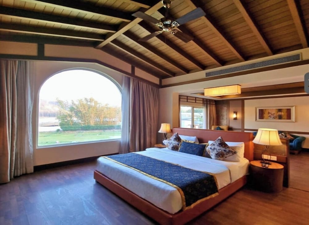 The Hridayesh Spa Wilderness Resort in Ramnagar, India