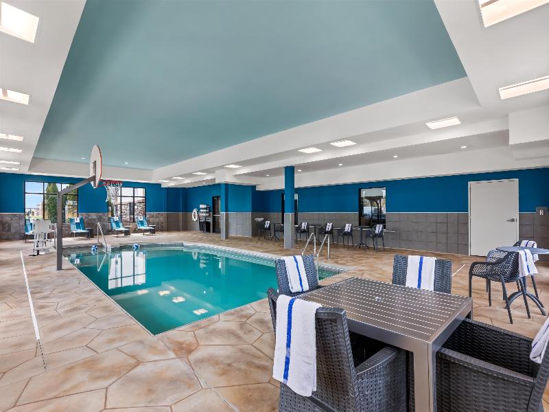 Hampton Inn Fond du Lac - photo 87