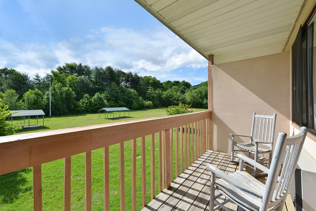 Americas Best Value Inn Canton NC - photo 10