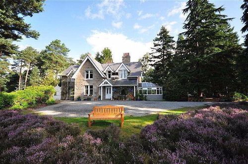 Glendavan House — 5-Star Luxury Hotel in Aboyne, United Kingdom