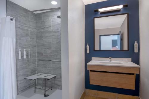 Spark by Hilton Montgomery EastChase - photo 37