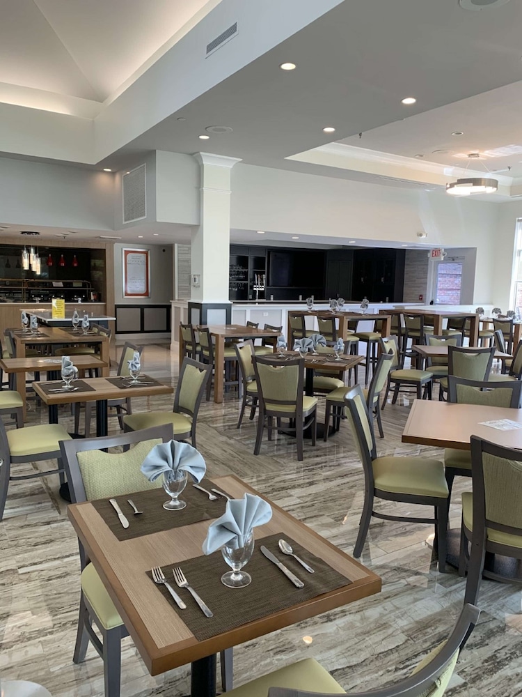Hilton Garden Inn Columbia - photo 38