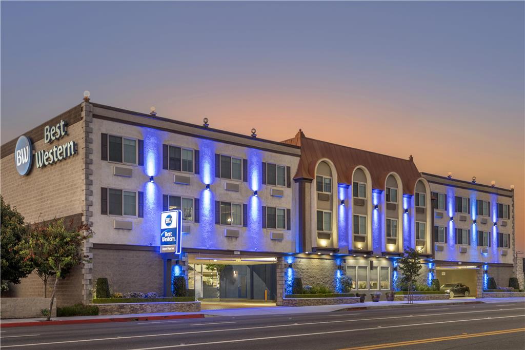 Best Western Airport Plaza Hotel LAX Airport LA Stadium in Inglewood, United States