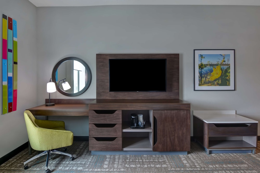 Hampton Inn & Suites Tampa Riverview Brandon - photo 21