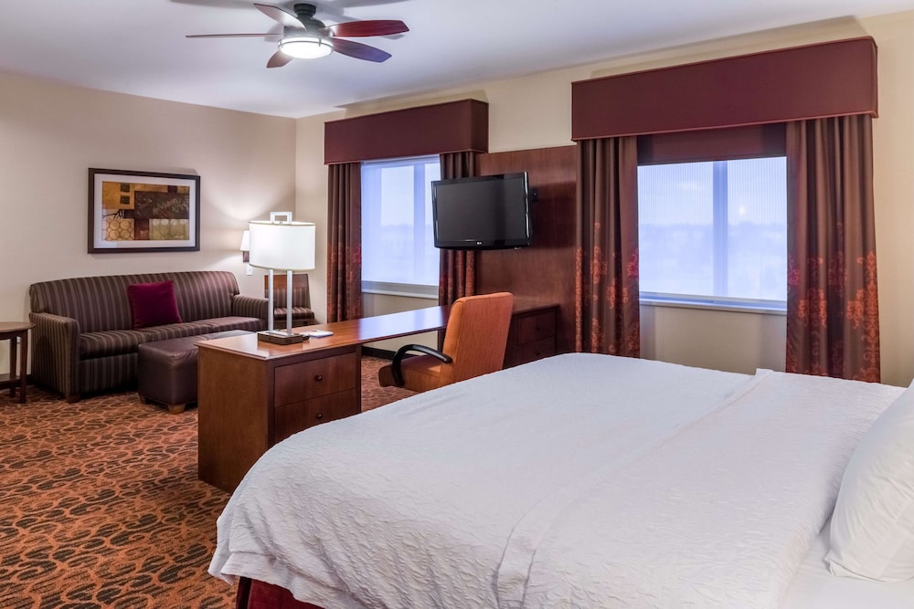 Hampton Inn & Suites Boulder North - photo 12