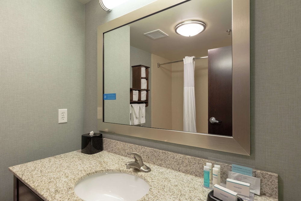 Hampton Inn & Suites Adairsville Calhoun Area - photo 21