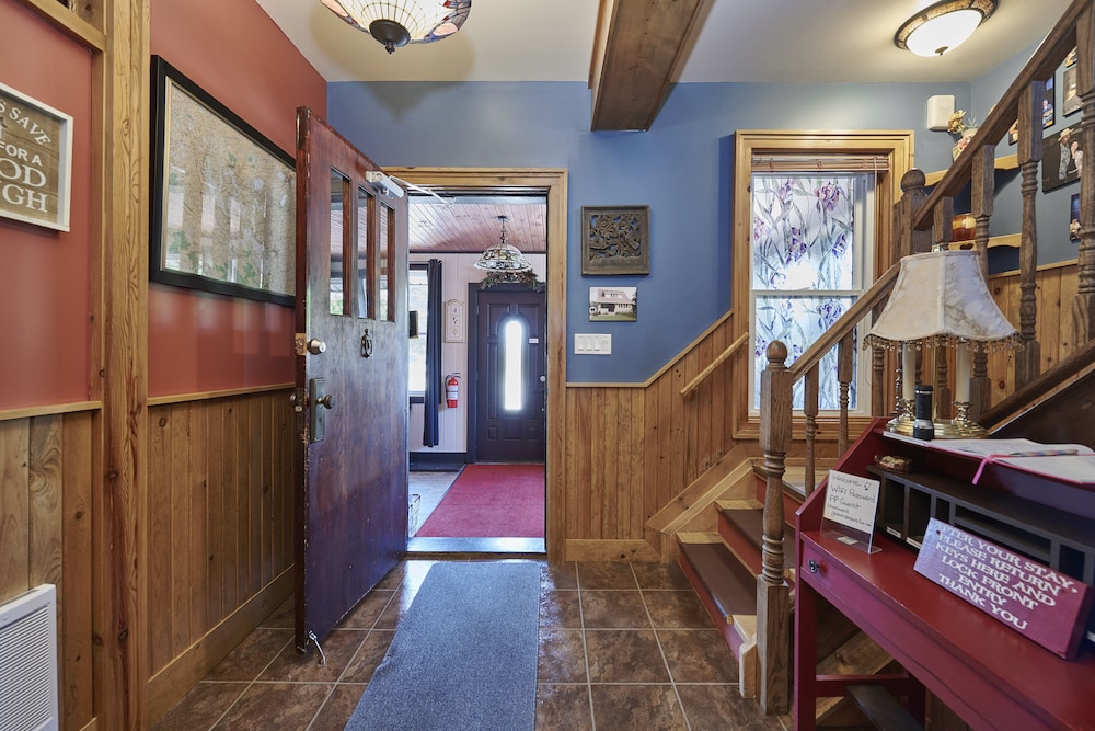 The Inn — Gravenhurst — photo 5