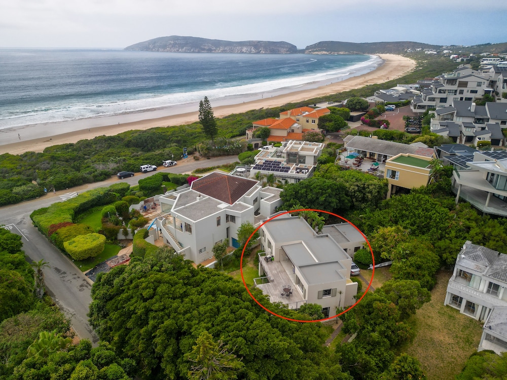 De Hoop in Plett in Plettenberg Bay, South Africa