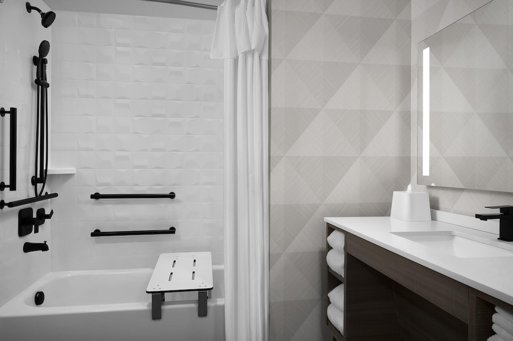 Home2 Suites by Hilton Sevierville - photo 19