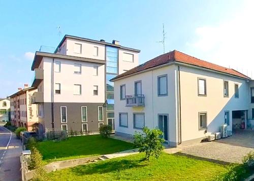 Villa Manzoni — 4-Star Luxury Hotel in Meda, Italy