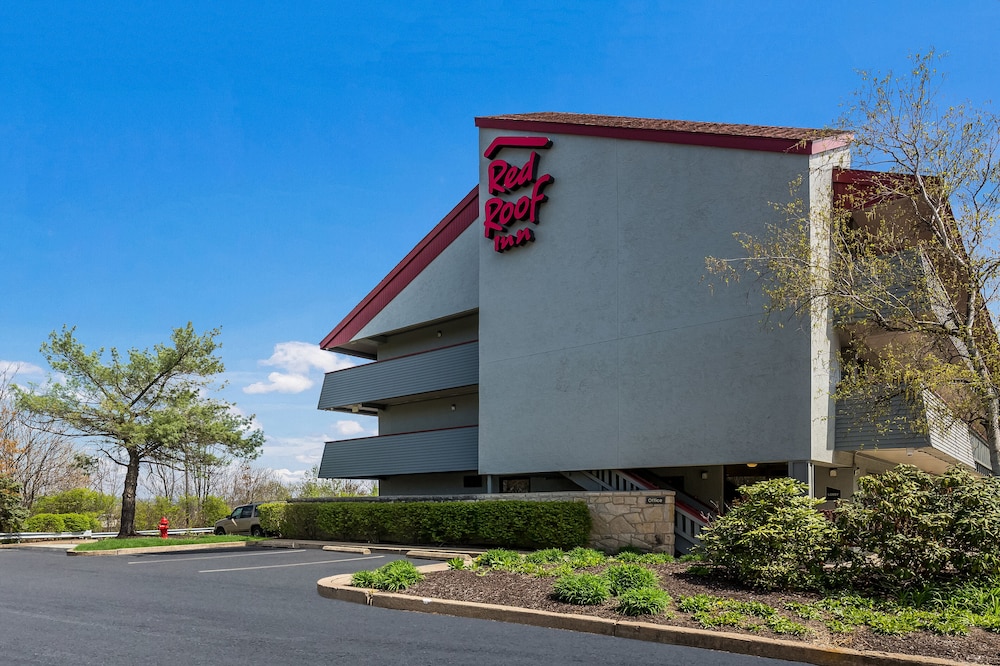 Red Roof Inn Wilkes Barre Arena - photo 32