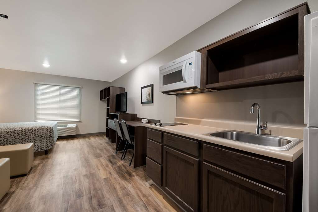 WoodSpring Suites San Antonio UTSA Medical Center - photo 23