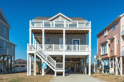 The Treasure Chest by Oak Island Accommodations - photo 29