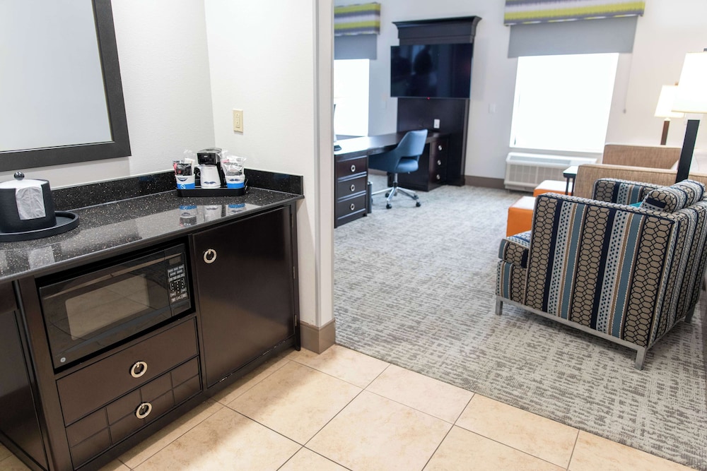 Hampton Inn & Suites Effingham - photo 42