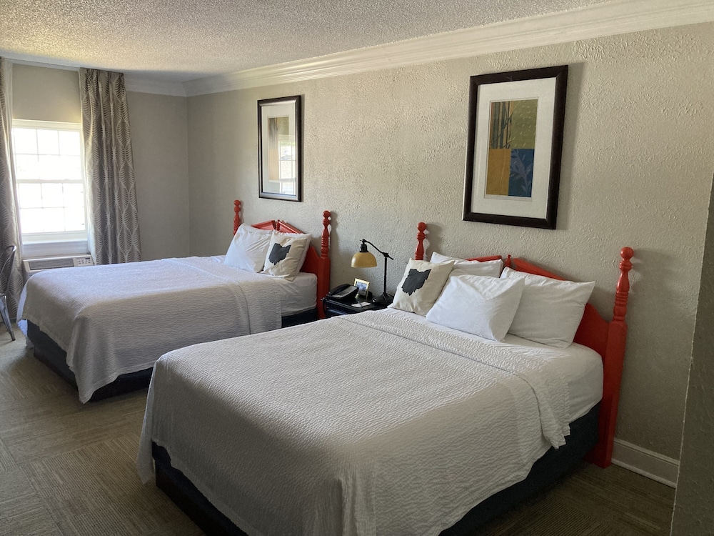 The Aurora Inn - photo 39