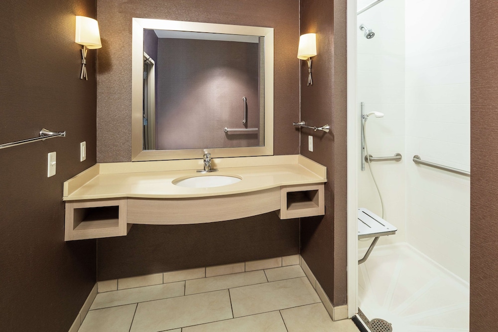 Hilton Garden Inn Sioux Falls Downtown - photo 40