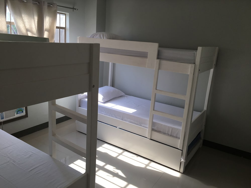 Beinte Singko de Marso Apartments — Candon — photo 5