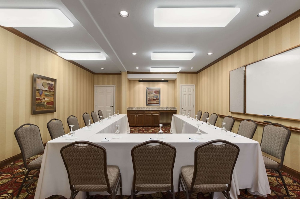 Homewood Suites by Hilton Houston Woodlands - photo 27