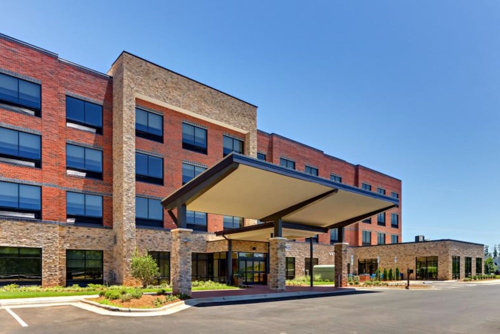 Holiday Inn Express & Suites Winston Salem Sw Clemmons by IHG - photo 75