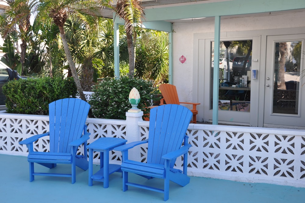 A Place to Be Nokomis Beach - photo 3
