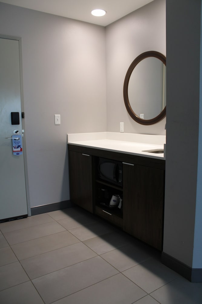 Hampton Inn & Suites Pekin Peoria Area - photo 14