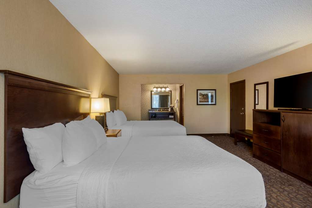 Best Western Inn of the Ozarks - photo 11