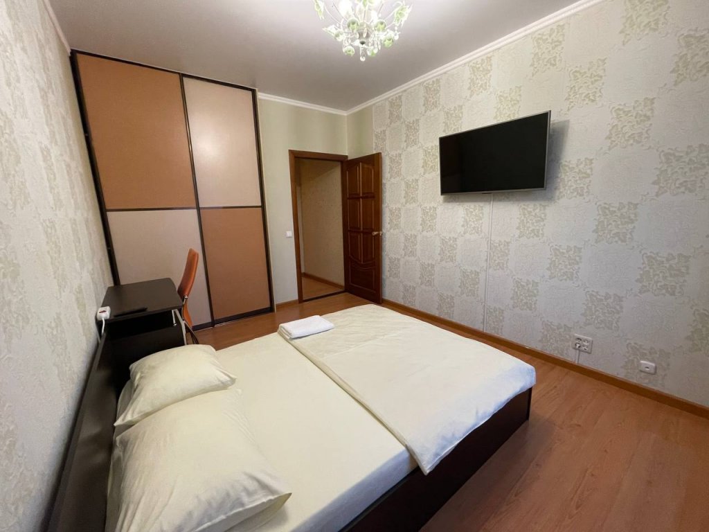 Mir Ulitsa Geologorazvedchikov 16d Apartments in Novyy Urengoy, Russia