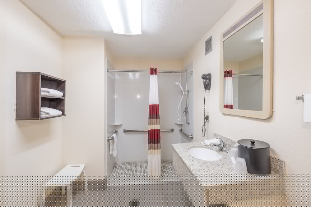 Red Roof Inn Walterboro - photo 32