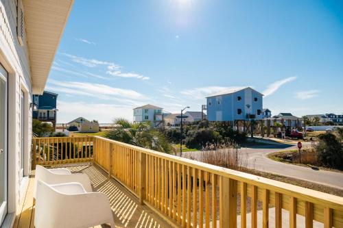 Splendid Days by Oak Island Accommodations - photo 9