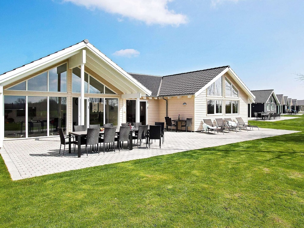 Holiday Home in Kappeln — 4-Star Luxury Hotel in Kappeln, Germany