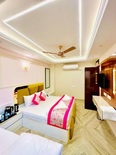 Hotel Samrat Residency Luxury at Nizamuddin Railway Station — 4-Star Luxury Hotel in New Delhi, India