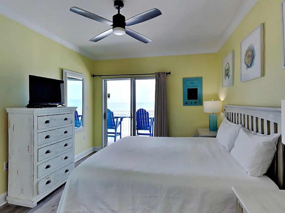 Crystal Shores #1302 - photo 4
