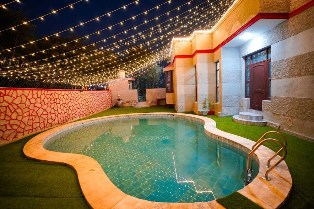 Royal green farm stay in Sohna, India