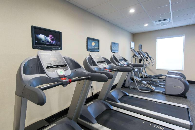 Hampton Inn & Suites Stroud - photo 14