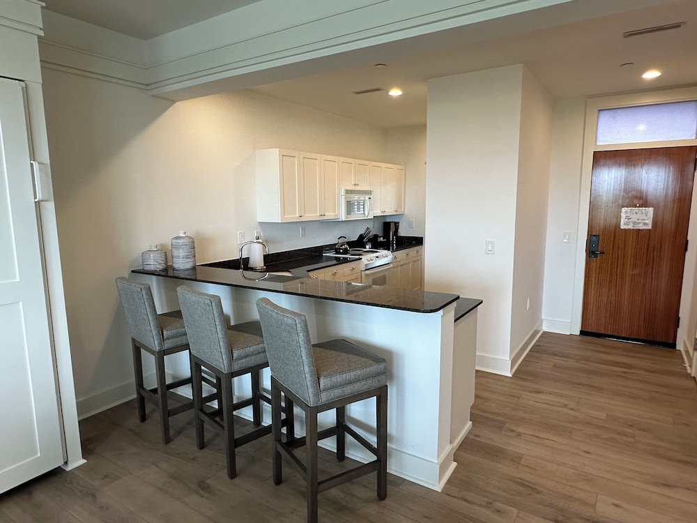 Village Suites Bay Harbor - photo 32
