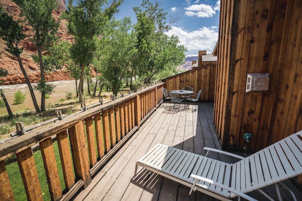Red Cliffs Lodge - photo 33