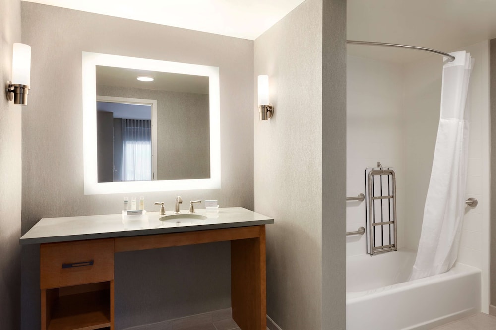 Homewood Suites by Hilton Syracuse Carrier Circle - photo 24