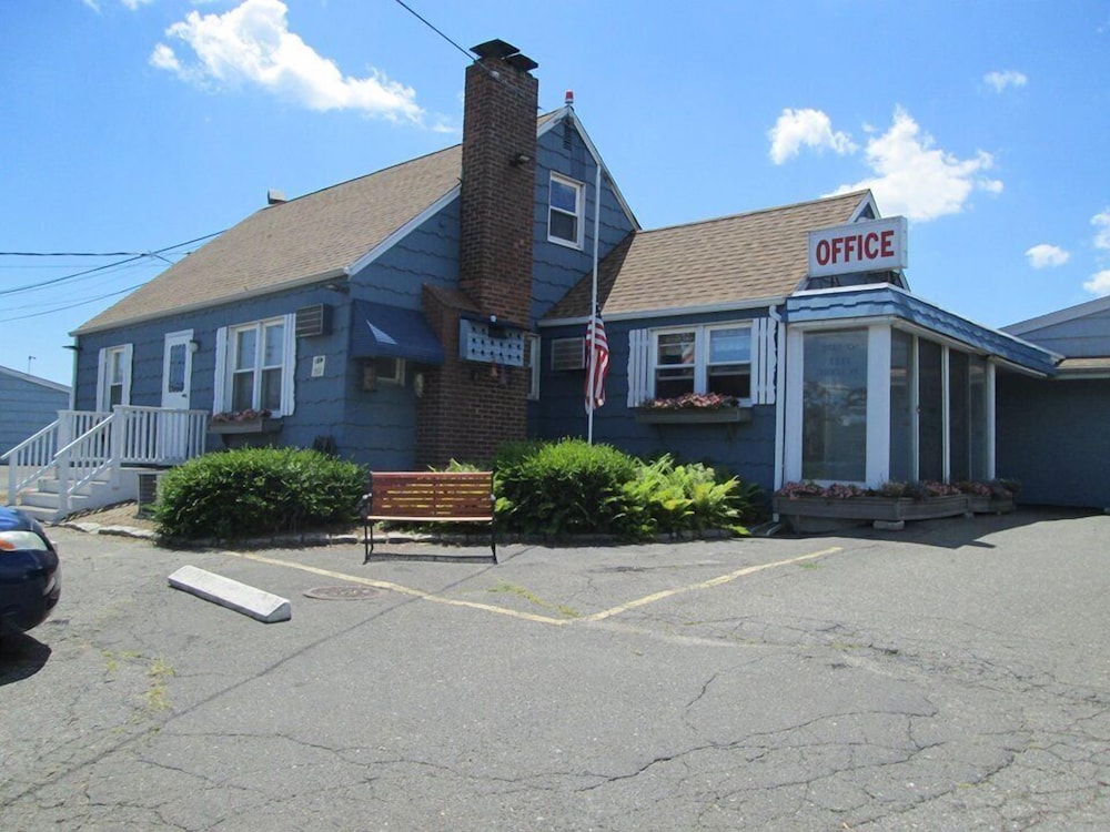 Mayflower Motel Milford - photo 23