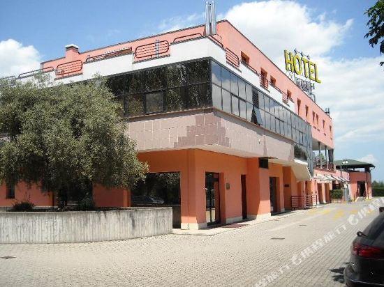 Hotel La Corte — hotel in Rubiera