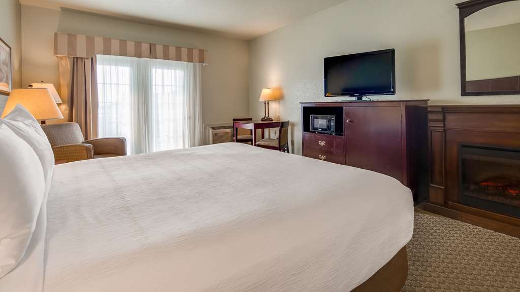 Best Western Plus Bayshore Inn - photo 34
