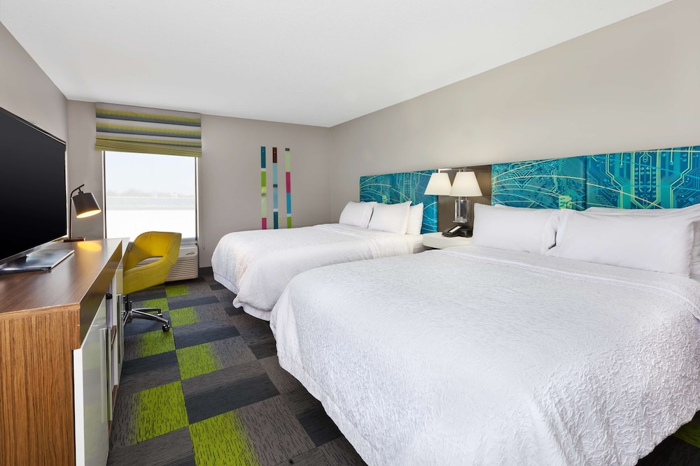 Hampton Inn Marysville - photo 6