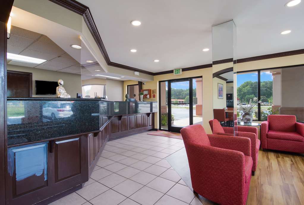 Econo Lodge Battleboro Rocky Mount I 95 - photo 4