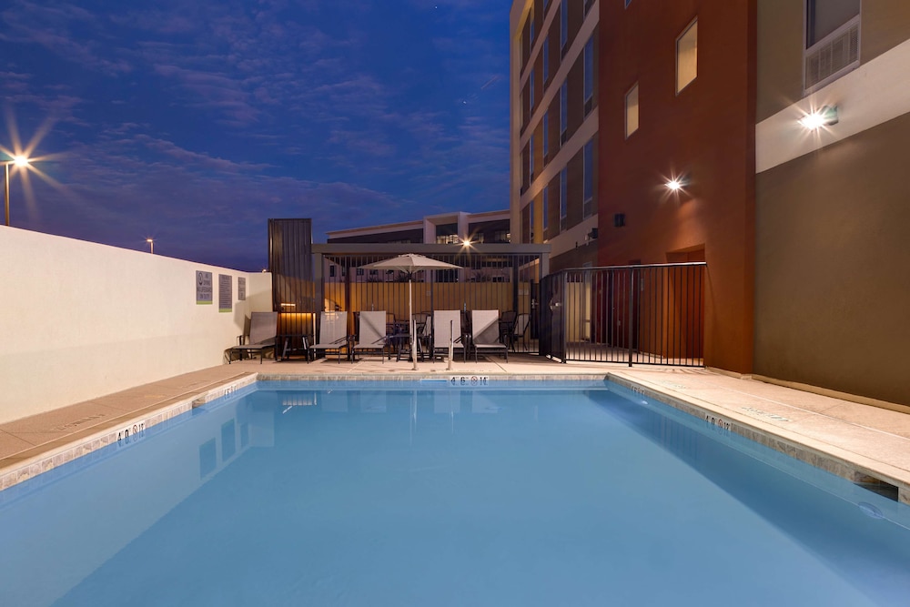 Home2 Suites by Hilton Las Vegas I 215 Curve - photo 30