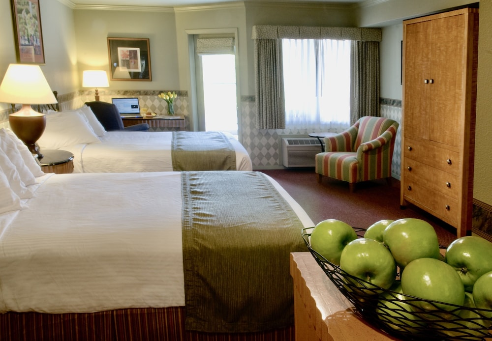 Century Hotel - photo 23
