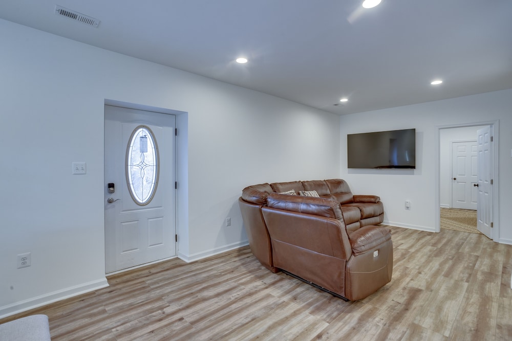 Spacious La Plata Escape - photo 9
