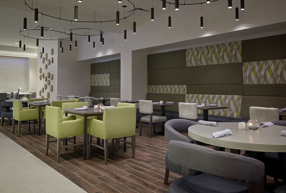 Hilton Garden Inn Corning Downtown - photo 22