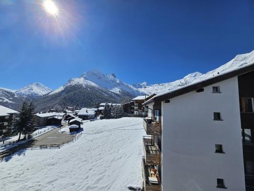 Sonnhüsli Dachwohnung — 4-Star Luxury Hotel in Saas-Fee, Switzerland