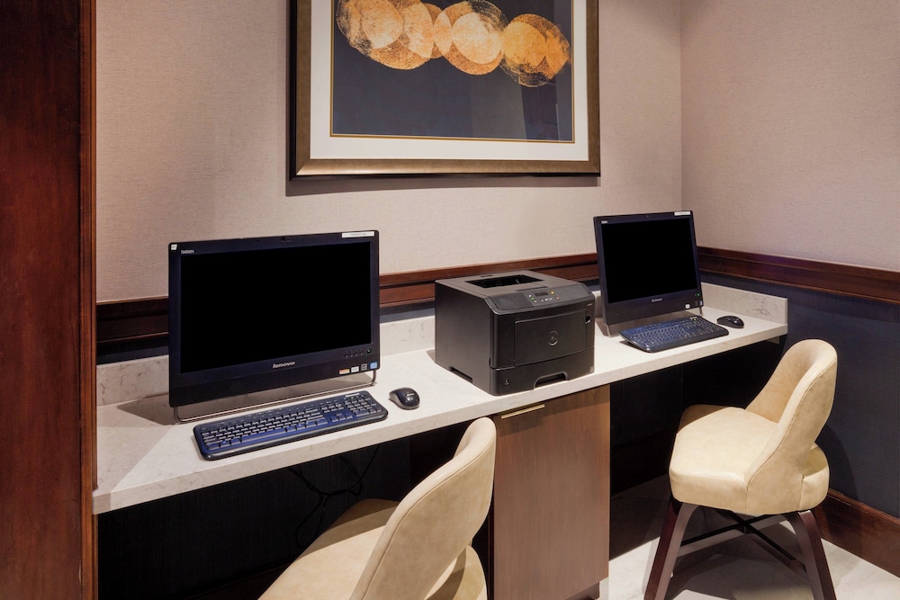 Sheraton St. Paul Woodbury Hotel - photo 32