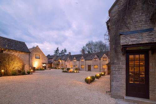 Old Swan & Minster Mill — 4-Star Luxury Hotel in Minster Lovell, United Kingdom