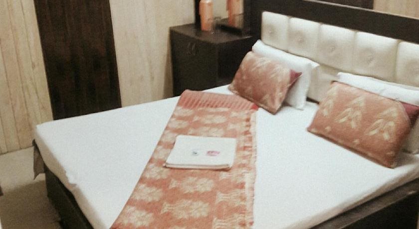 Hotel Shehnaz Inn Walking Distance for Golden Temple